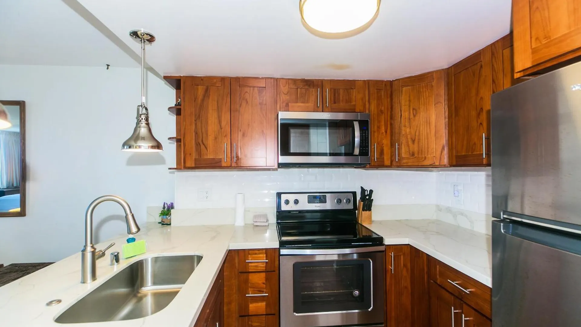 Апартаменты Ilikai Marina 1394 Yacht Harbor View 1Br Гонолулу