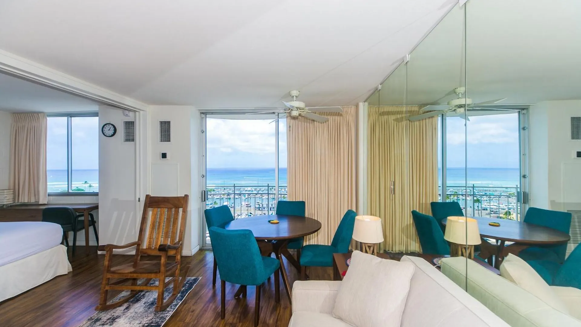 Апартаменты Ilikai Marina 1394 Yacht Harbor View 1Br Гонолулу